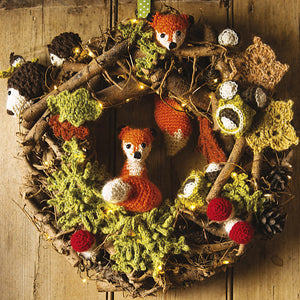 Crocheted Wreaths for the Home by Anna Nikipirowicz