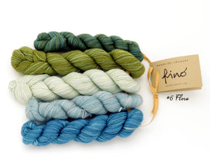 Manos del Uruguay - Fino Mini Skeins