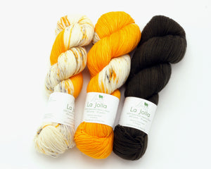 Love Your Shawl 2025 by Baah Yarn