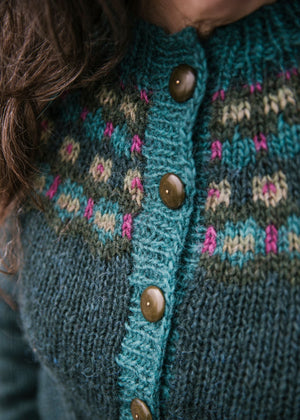 Grand Shetland Adventure Knits by Gudrun Johnston & Mary Jane Mucklestone
