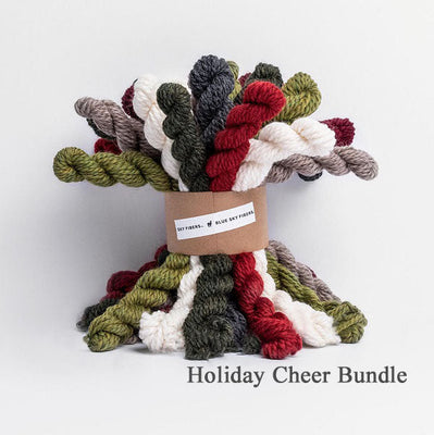 Holiday Snowflakes by Bobbi IntVeld - Yarn Loop