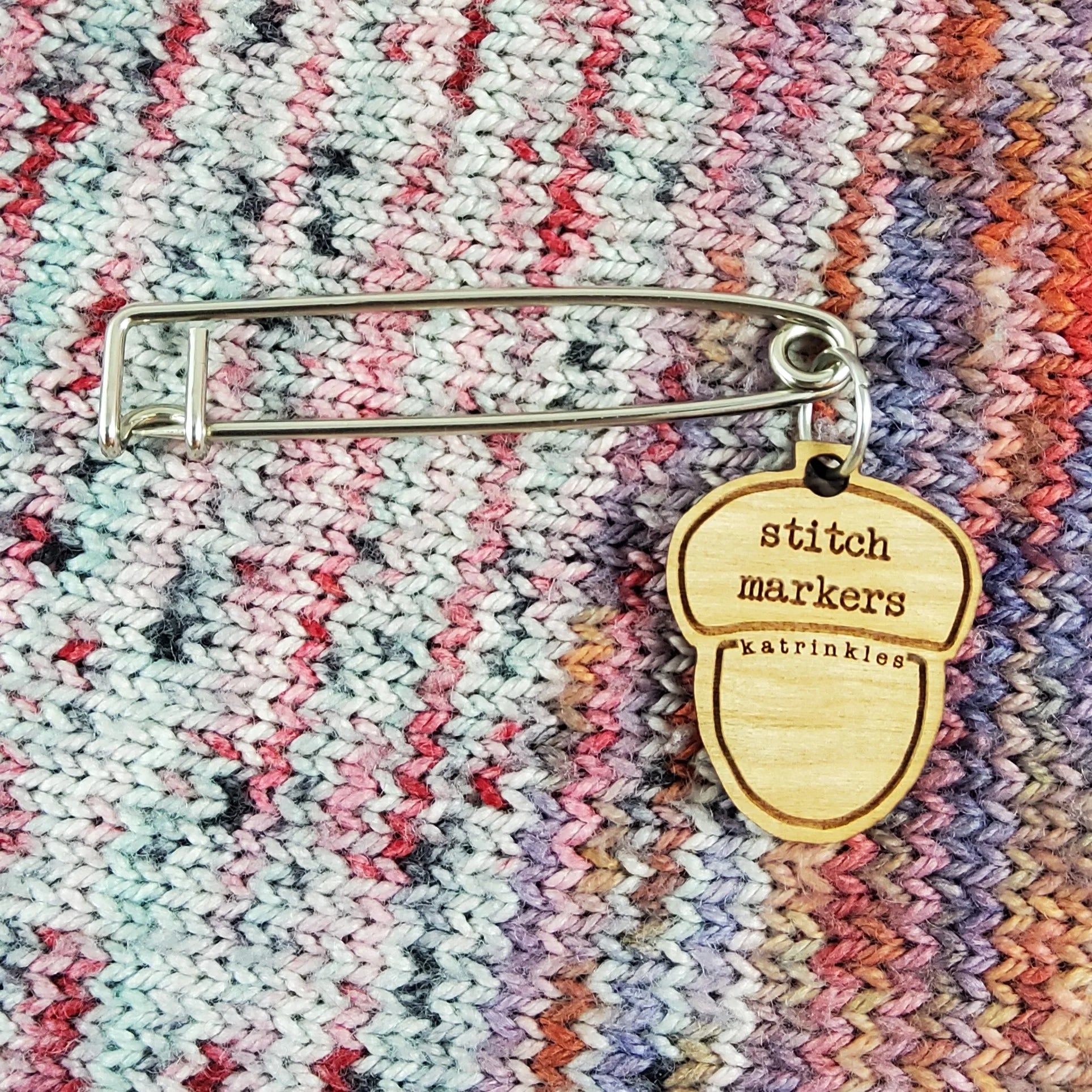 Katrinkles - Stitch Marker Holder Pin with Acorn Charm