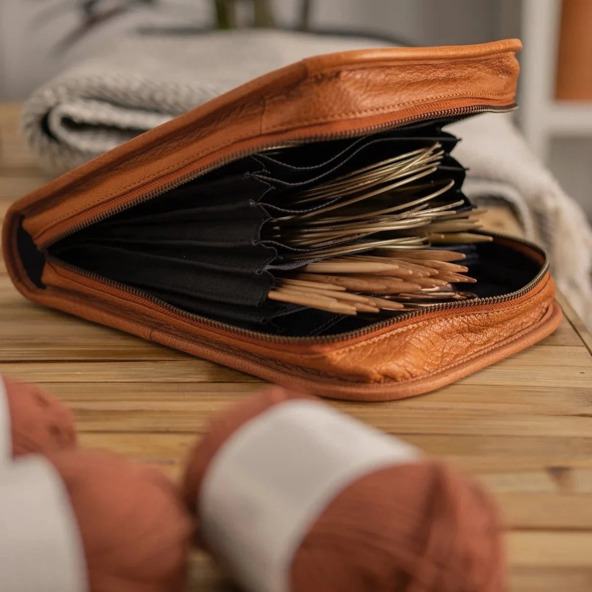 Stockholm Needle Case | Handmade Leather Case | muud – Muudstore