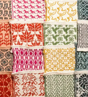 KnitOvation Stitch Dictionary: 150+ Modern Colorwork Knitting Motifs by Andrea Rangel