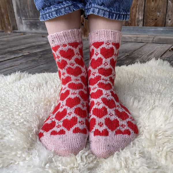 Charming Colorwork Socks by Charlotte Stone - Yarn Loop