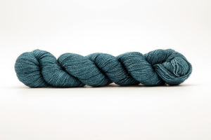 Viento Shawl by Kitman Figueroa
