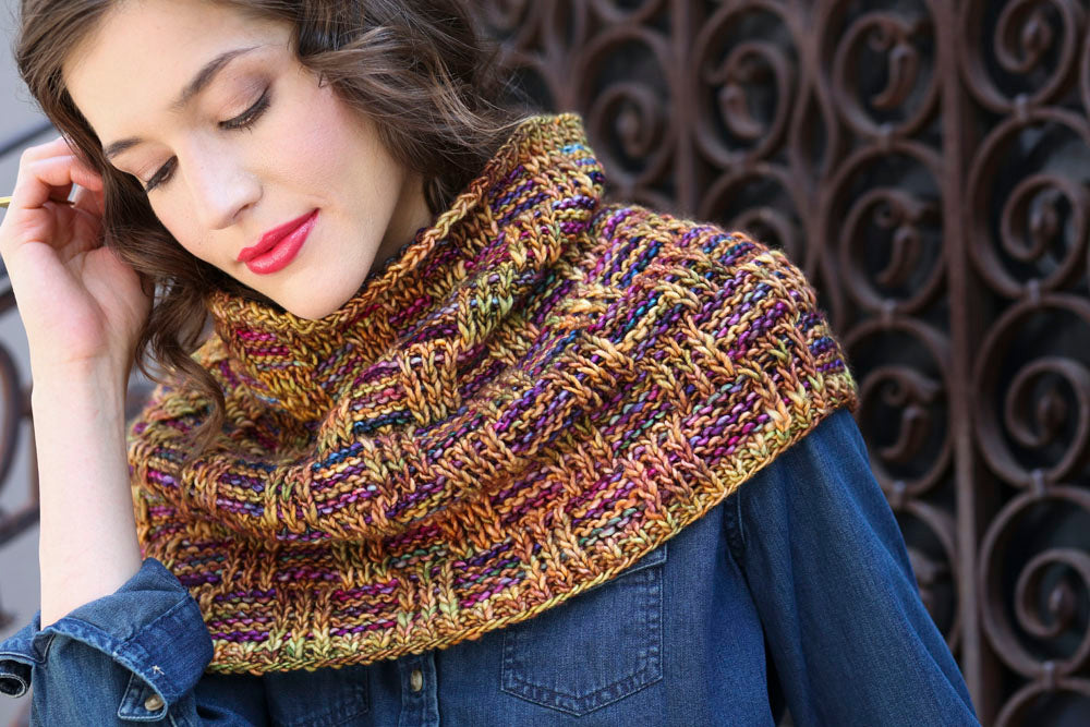 Book 11: Aniversario by Malabrigo