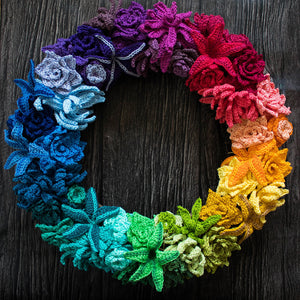 Crocheted Wreaths for the Home by Anna Nikipirowicz