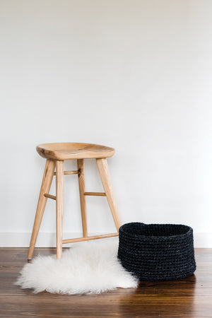 Modern Crochet: Patterns & Designs for the Minimalist Maker by DeBrosse