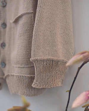 Indoors: 10 Practical Projects by Erika Knight