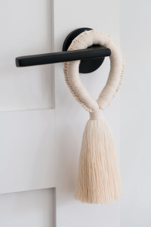 Modern Crochet: Patterns & Designs for the Minimalist Maker by DeBrosse