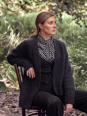 Adore: 21 Designs by Kim Hargreaves