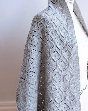 Etchplain Wrap by Isabell Kraemer