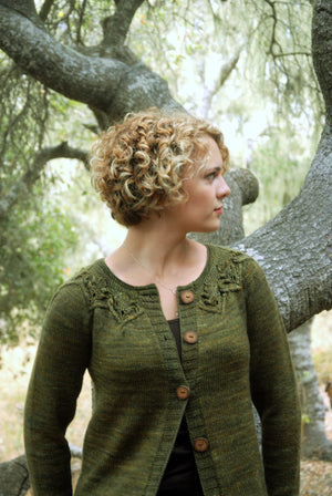 Coastal Knits: A Collaboration between Friends on Opposite Shores by Alana Dakos & Hannah Fettig