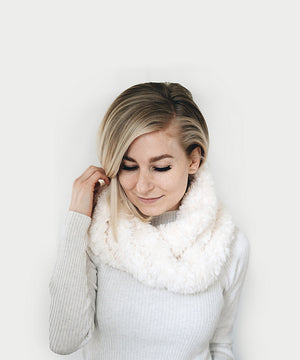 Modern Crochet: Patterns & Designs for the Minimalist Maker by DeBrosse
