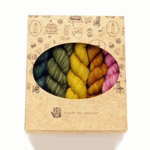 Manos del Uruguay - Fino Mini Skeins
