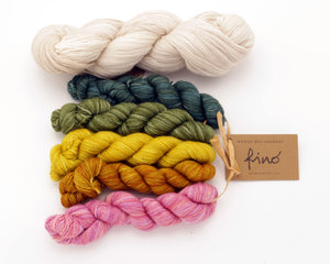 Friends & Family Cowl - LYS 2025 by Nancy La Tendresse
