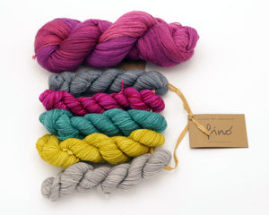 Friends & Family Cowl - LYS 2025 by Nancy La Tendresse