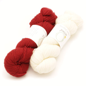 Wonder Woman Wrap by Carissa Browning - Knit