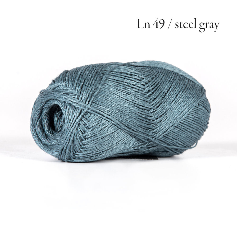 Hélène Pullover by Veronik Avery