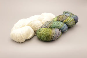 Starburst Cowl & Hat by Alicia Plummer-Yarn & Book Gift Set