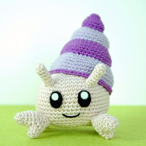 Pocket Amigurumi: 20 Mini Monsters to Crochet & Collect by Sabrina Somers