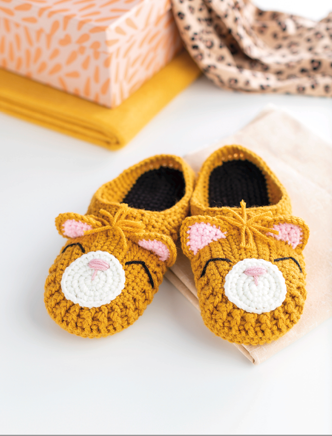 Crochet 2025 animal slippers