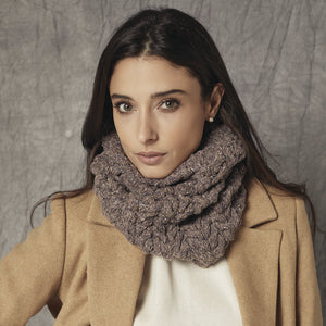 Classic Tweed Style by Quail Studio