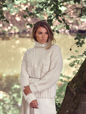 Adore: 21 Designs by Kim Hargreaves