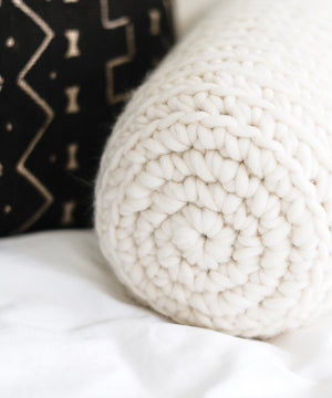 Modern Crochet: Patterns & Designs for the Minimalist Maker by DeBrosse