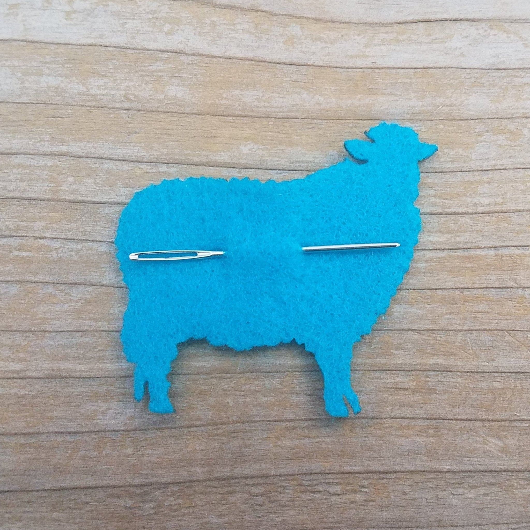 Katrinkles - Felt Sheep with Tapestry Needle