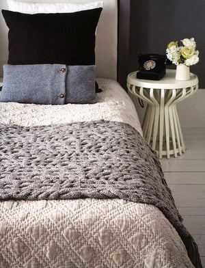 Knits at Home: Rustic Designs for the Modern Nest by Ruth Cross