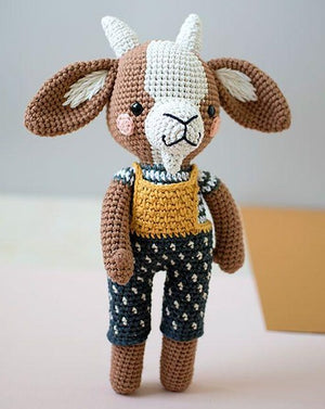 Animal Friends of Pica Pau 2 by Yan Schenkel