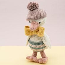 Amigurumi Treasures 2: 15 More Crochet Projects To Cherish by Erinna Lee