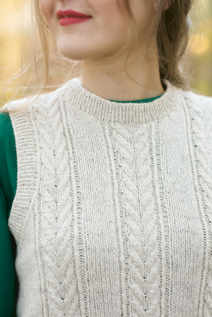 Outlander Knitting: The Official Book of 20 Knits edited by Kate Atherley
