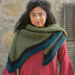 Outlander Knitting: The Official Book of 20 Knits edited by Kate Atherley