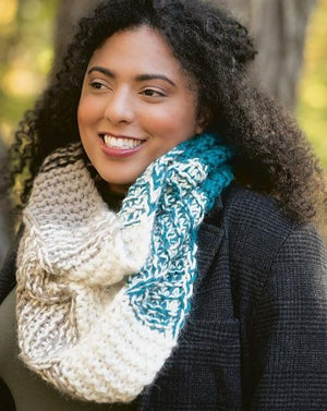 Outlander Knitting: The Official Book of 20 Knits edited by Kate Atherley