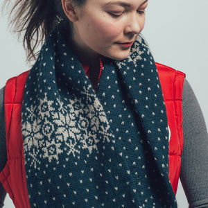 Snowflake Cowl by Jesie Ostermiller