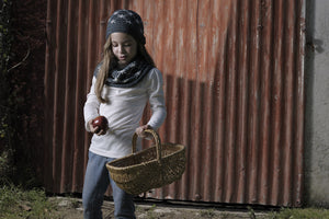 Starburst Cowl & Hat by Alicia Plummer-Yarn & Book Gift Set